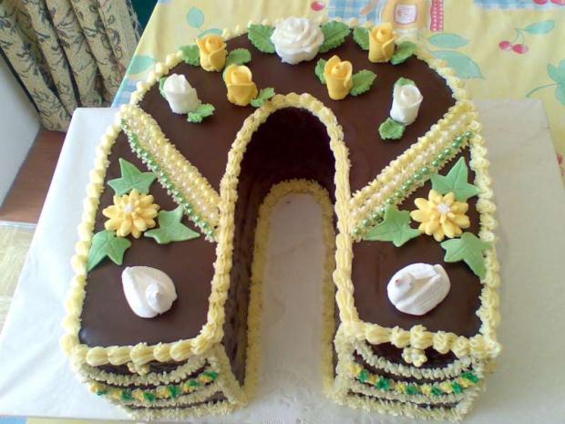 podkova na svadbu, torta, Svadobné torty, zabacka, 1