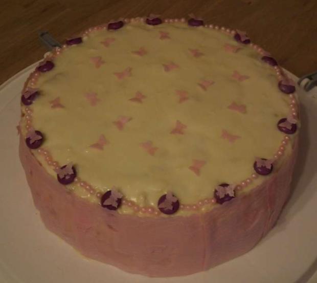 Torta s motýlikmi, torta, Torty so zvieratkami Torta s motýlikmi, torta, Torty so zvieratkami, indijanka, 1