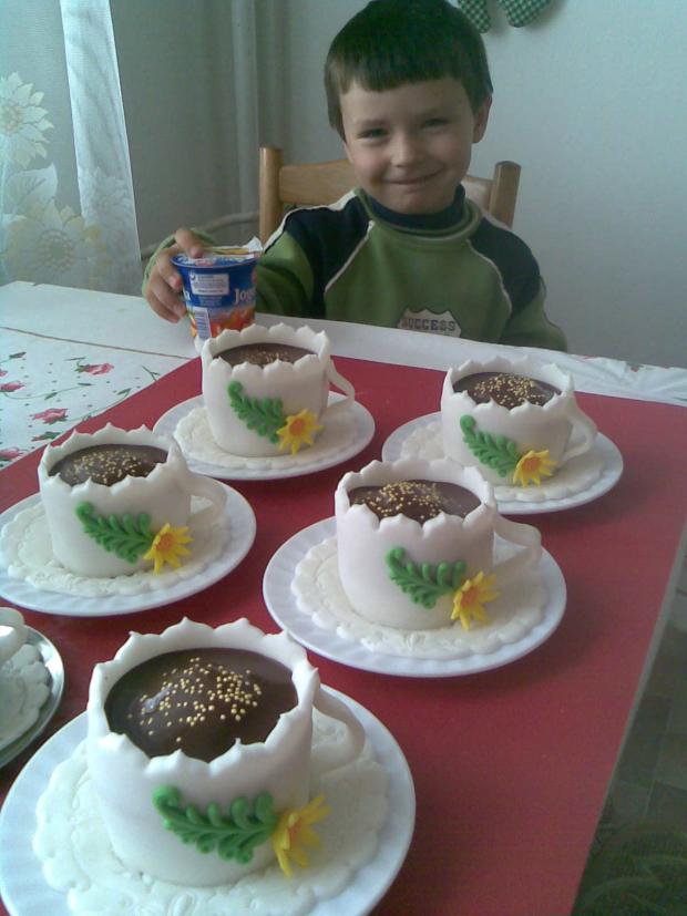 dobrá šálka čokolády, torta, Ostané torty pre deti dobrá šálka čokolády, torta, Ostané torty pre deti, laschova, 1