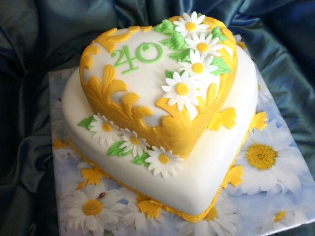 Bielo - žlté srdiečka, torta, Narodeninové torty Bielo - žlté srdiečka, torta, Narodeninové torty, Ildi B., 1