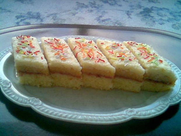 pre mojich maskrtnikov- kokosovo  puncove rezy, torta, Zákusky, jarka22, 1