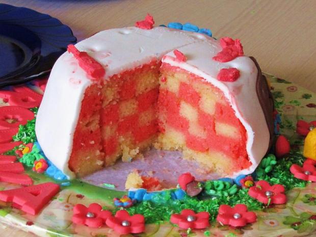 hríbik - domček.. punčový rez, torta, Ostané torty pre deti, ja.monika, 1