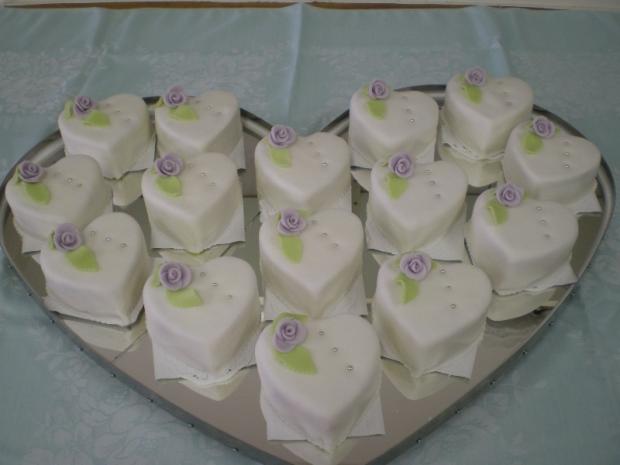 marcipánové tortičky, torta, Svadobné torty marcipánové tortičky, torta, Svadobné torty, Cukraren Jadranka, 1
