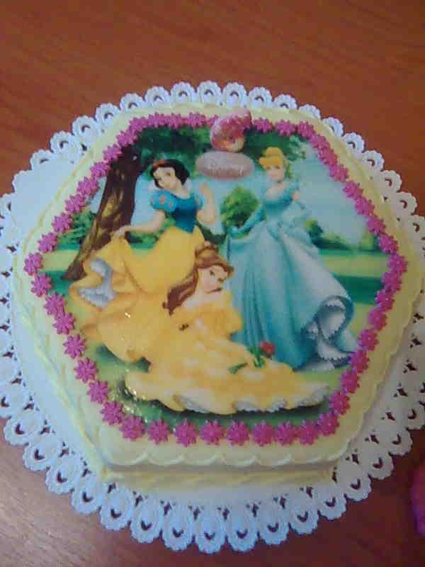 trasená torta s bananovou potahovkou , torta, Narodeninové torty, fantafany, 1