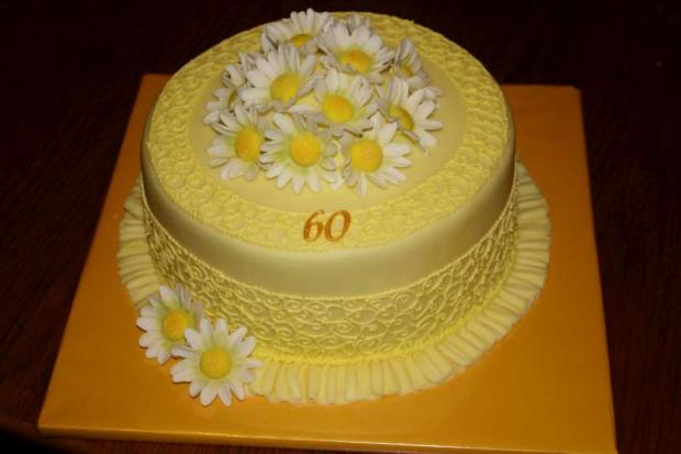 S margarétkami, torta, Narodeninové torty S margarétkami, torta, Narodeninové torty, stanula, 1