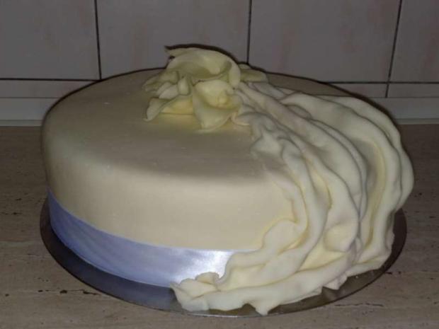 s kalami veľmi jednoduchá (na želanie), torta, Svadobné torty s kalami veľmi jednoduchá (na želanie), torta, Svadobné torty, macamaca, 1