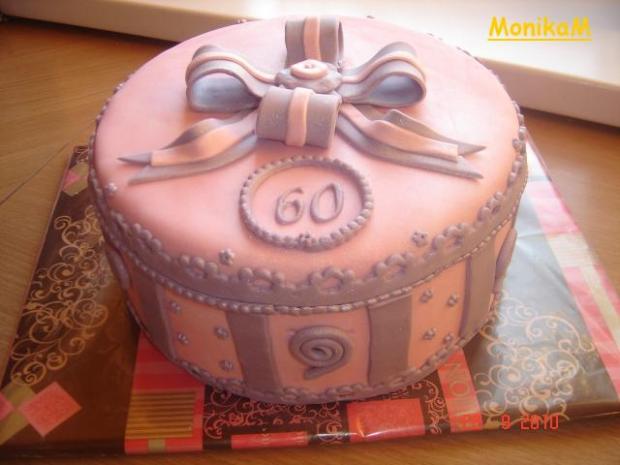 Darček, torta, Narodeninové torty, Michalikova, 1