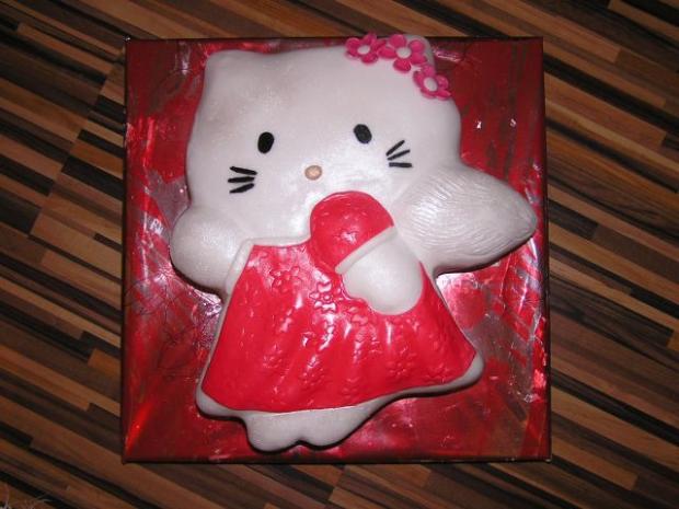 Kitty -anjelik, torta, Rozprávkové torty, Viera Mrvová, 1