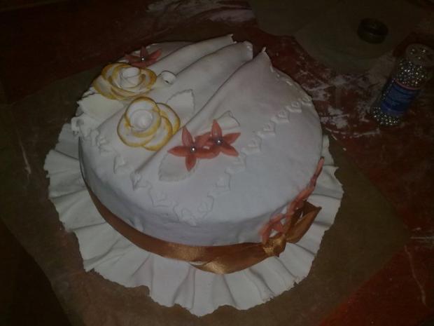 Biela sviatočná, torta, Timeas, 1