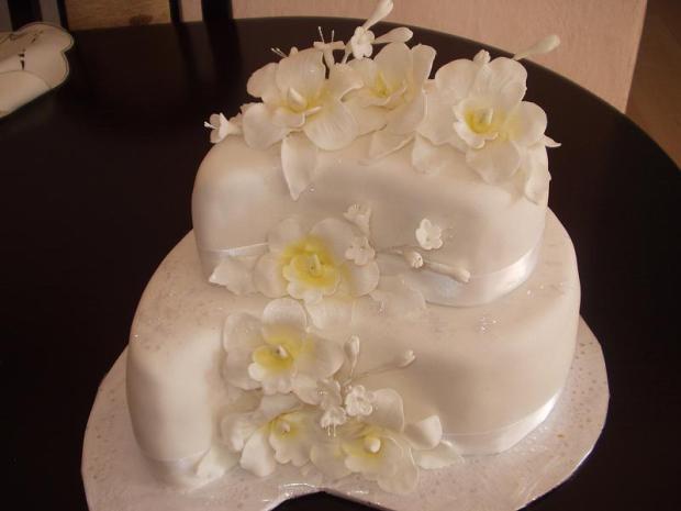 2 - poschodová - svadobná - orchidea a kvietky, torta, Svadobné torty 2 - poschodová - svadobná - orchidea a kvietky, torta, Svadobné torty, Evina, 1