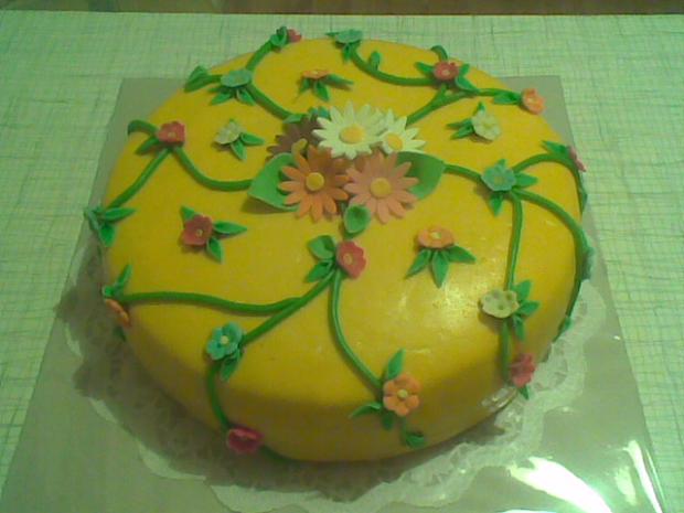 niečo v žltom, torta niečo v žltom, torta, biankahy, 1
