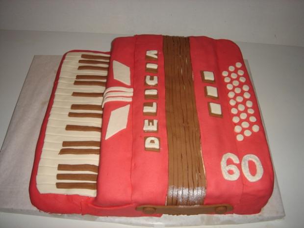 Harmonika, torta, Netradičné torty Harmonika, torta, Netradičné torty, tornya, 1