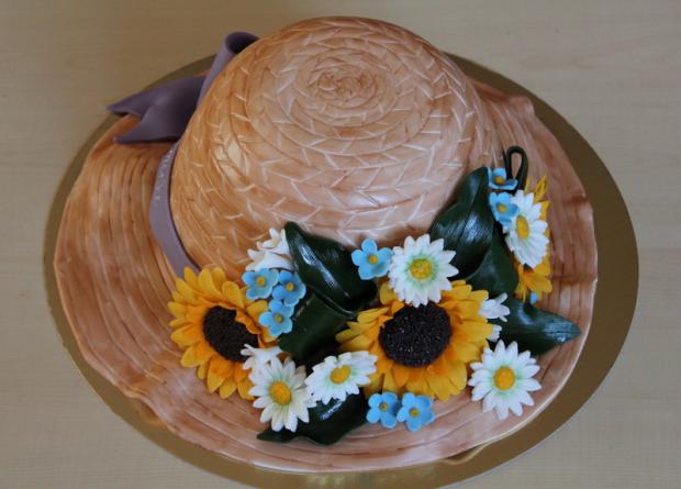 Slamený klobúk s lúčnymi kvetmi , torta, Netradičné torty, jazvinka, 1