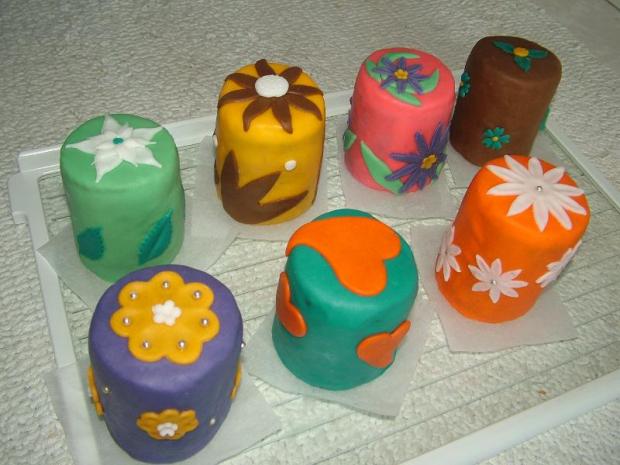 Minitortičky, torta, Zákusky Minitortičky, torta, Zákusky, Macaca, 1