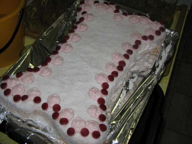 torta-kosť pre psíčka a mačičku na karneval v MŠ, torta, Torty - škola, stužková, PAnka, 1