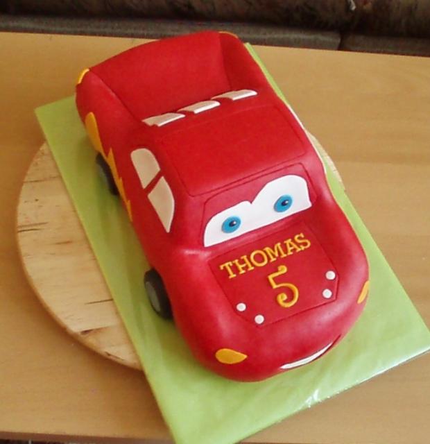 Autíčko Blesk, torta, Torty autíčka, vláčiky, malichova, 1