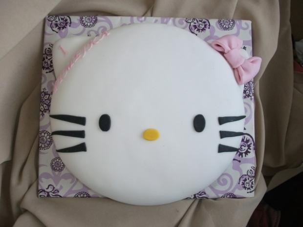 Kitty-hlavička, torta, Rozprávkové torty Kitty-hlavička, torta, Rozprávkové torty, Alenik, 1