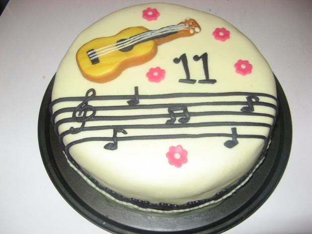 pre mlú gitaristku, torta, Ostané torty pre deti, katuska8057, 1