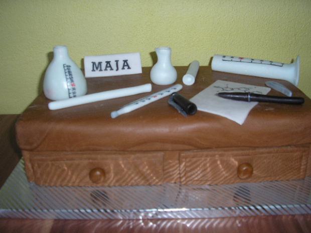 Pre chemičku, torta Pre chemičku, torta, Denideni, 1