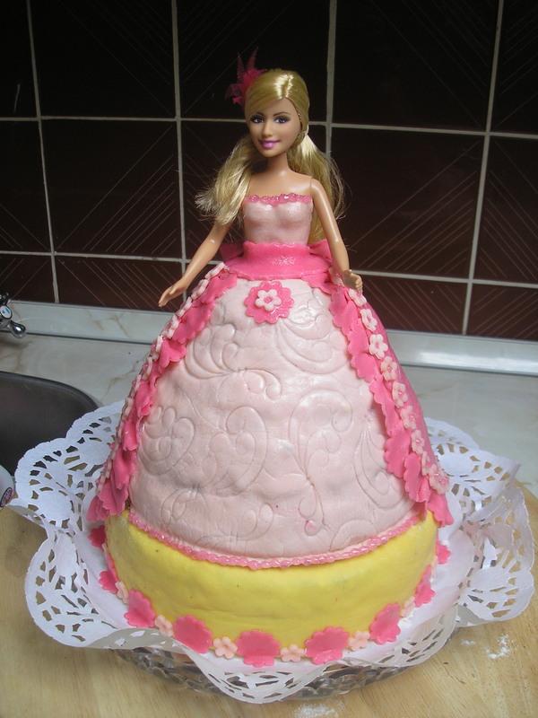 bábika pre 7 ročnú slečnu, torta, Torty pre dievčatá bábika pre 7 ročnú slečnu, torta, Torty pre dievčatá, Adriána Vidová, 1