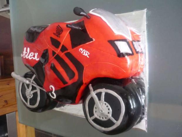 Torta Motorka, torta, Torty autíčka, vláčiky Torta Motorka, torta, Torty autíčka, vláčiky, Danielita13, 1