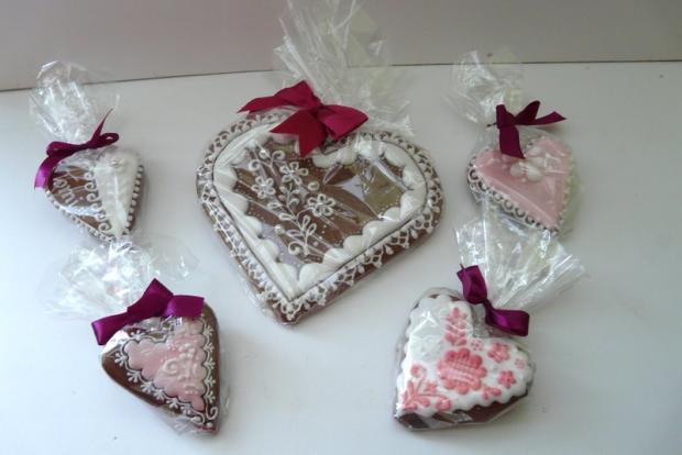 ešte raz, torta, Netradičné torty ešte raz, torta, Netradičné torty, mitana, 1