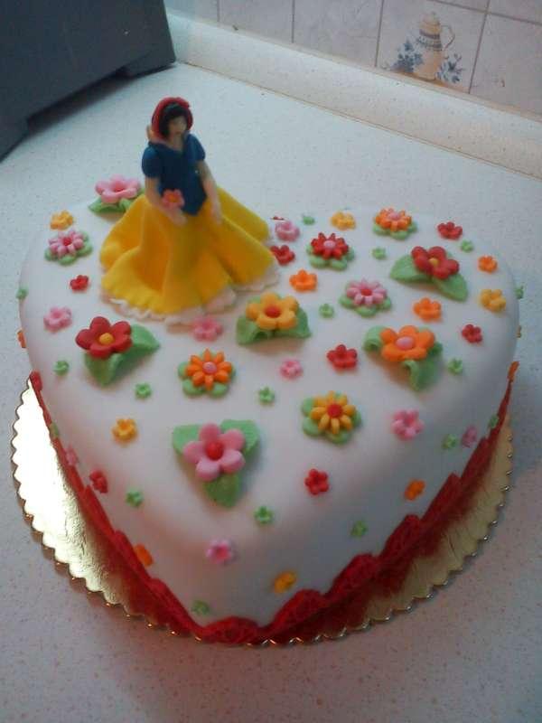 srdiečko so Snehulienkou, torta, Ostané torty pre deti srdiečko so Snehulienkou, torta, Ostané torty pre deti, Tatianka, 1