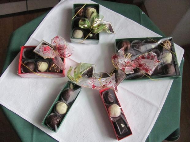 pralinkové darčekovo-Vianoce 2011, torta, Vianočné torty, Tatjana Dobrovičová, 1