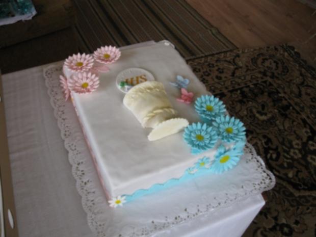 1.sv.prijímanie , torta, Torty na cirkevné sviatky, Andrea5, 1
