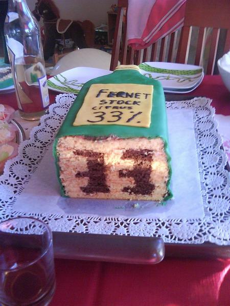 Fľaša so skrytým číslom 33, torta, Narodeninové torty, Slávka 06, 1