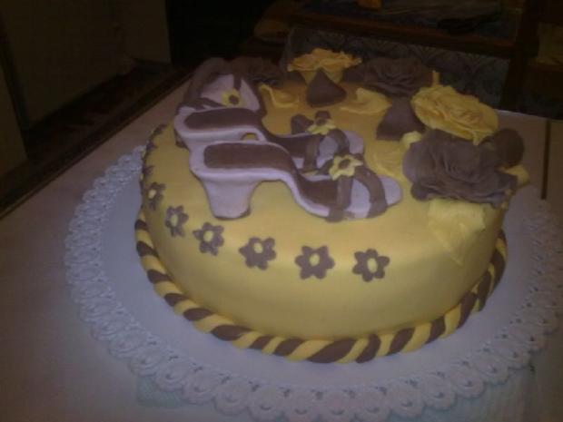 okruhla s nasuvačkami, torta, Netradičné torty okruhla s nasuvačkami, torta, Netradičné torty, Anna M 1, 1