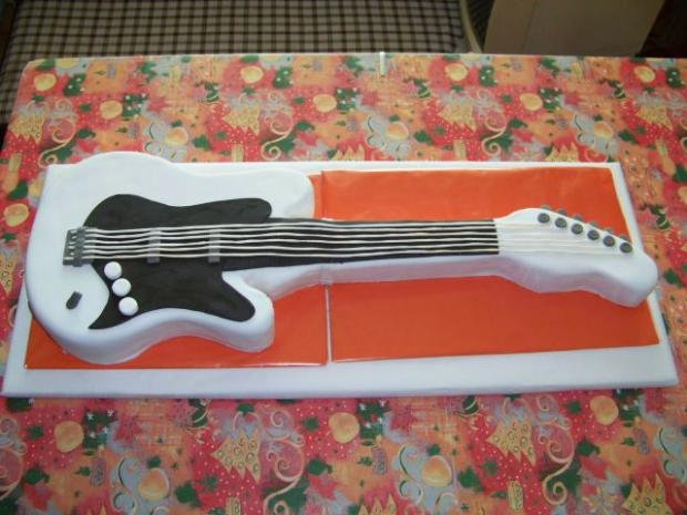 El.gitar, torta, Narodeninové torty El.gitar, torta, Narodeninové torty, Kisko, 1