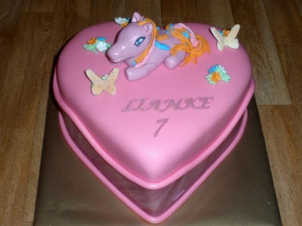 Poník pre lianku, torta, Rozprávkové torty Poník pre lianku, torta, Rozprávkové torty, sio, 1