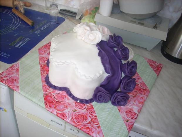 trochu pozmenená, torta, Narodeninové torty, rrenicka, 1