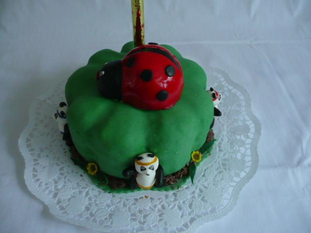 Štvorlístok s lienkou, kungfu pandami a ohňostrojom, torta, Torty so zvieratkami Štvorlístok s lienkou, kungfu pandami a ohňostrojom, torta, Torty so zvieratkami, matulko74, 1