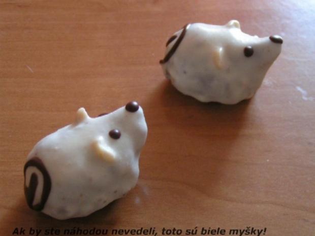 Biele nepečené myšky, torta, Torty so zvieratkami, rozalia, 1