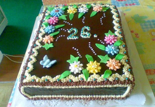 zatvorená kniha, torta, Narodeninové torty, zabacka, 1