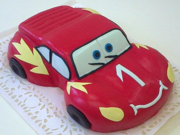 auto mcqueen, torta, Torty autíčka, vláčiky, Denči, 1