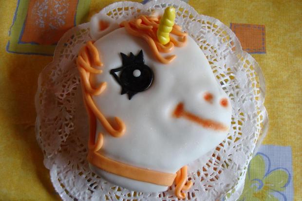 JEDNOROZEC PRE KRSNIATKO OLI, torta, Torty pre dievčatá, mimasn, 1