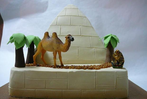 Pyramida, torta, Netradičné torty Pyramida, torta, Netradičné torty, Ada1, 1