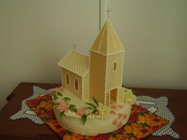 kostol so šípovými ružami, torta, Torty na cirkevné sviatky kostol so šípovými ružami, torta, Torty na cirkevné sviatky, fani, 1