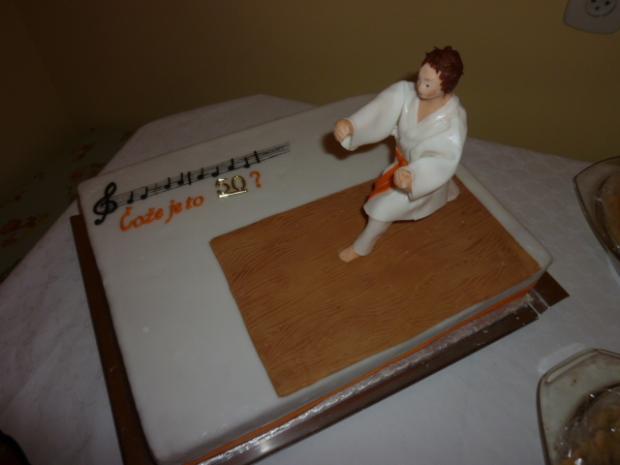 Pre karatistu, čerstvého držiteľa oranžového pásu, torta, Športové torty Pre karatistu, čerstvého držiteľa oranžového pásu, torta, Športové torty, Boyle, 1