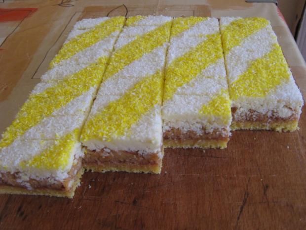 Kokosovo-punčové rezy, torta, Zákusky Kokosovo-punčové rezy, torta, Zákusky, jarka622, 1