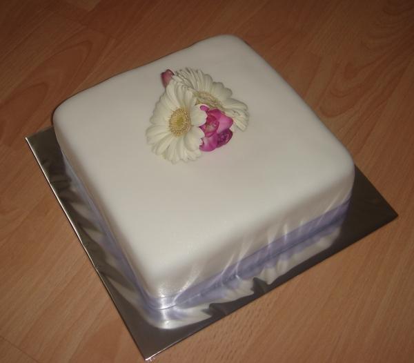 Svadobná so živými kvetmi, torta, Svadobné torty Svadobná so živými kvetmi, torta, Svadobné torty, Luci, 1