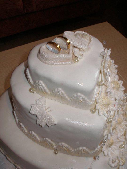 svadobná - pohľad 2, torta, Svadobné torty, Magdalienka, 1