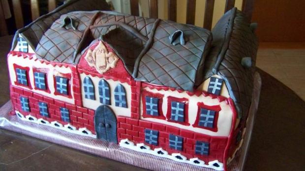 Budova školy, torta, Torty - škola, stužková Budova školy, torta, Torty - škola, stužková, 1deni11, 1
