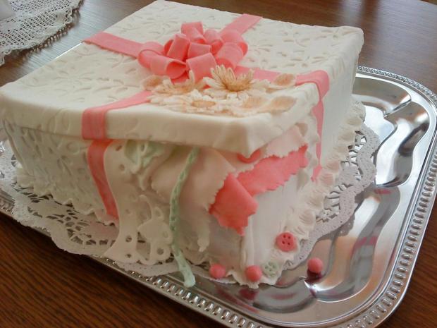 krabička plná prekvapení, torta, Narodeninové torty krabička plná prekvapení, torta, Narodeninové torty, GabikaVR, 1