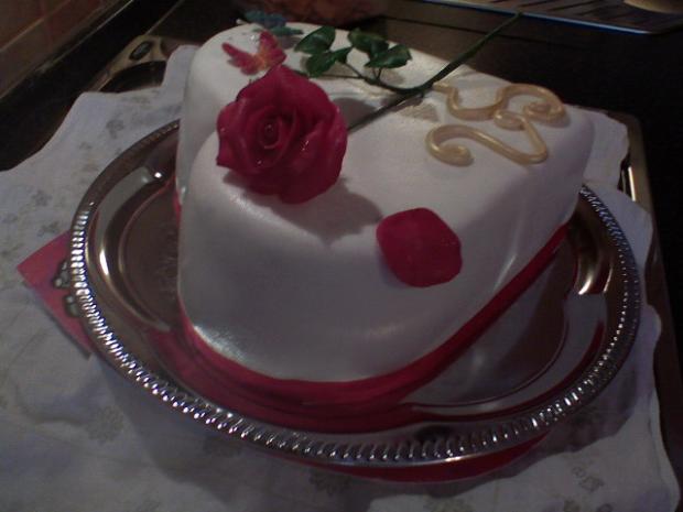 výročná iný pohľad, torta, live.el, 1