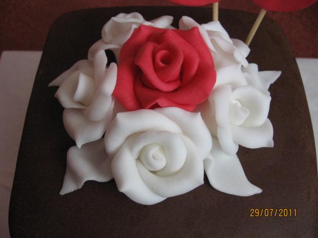 k 50tke na želanie- detail ruží, torta, Narodeninové torty, sanulka, 1