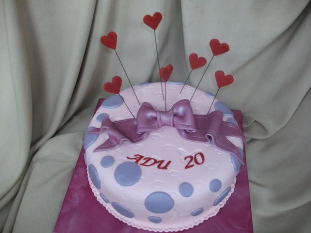 Narodeninova s mašlou, torta, Narodeninové torty Narodeninova s mašlou, torta, Narodeninové torty, Alenik, 1